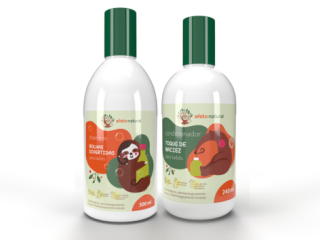 Kit Banho Infantil Hipoalergênico Shampoo 300ml Condicionador 240ml